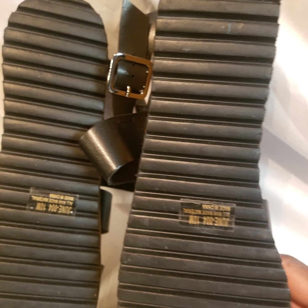 Women's size 10 sandals - Picture 5 of 8